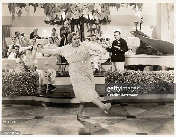 Kate Smith in "Hello Everybody" 1932 Paramount Pictures. Singing one of the nine musical numbers in this movie.