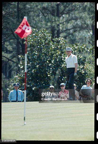 Augusta, Ga.: Dan Sikes putts on fifth hole of second round of the Masters Golf Tournament, April 9.