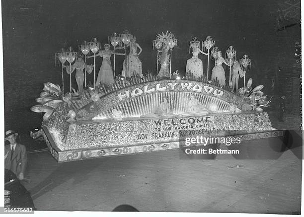 Los Angeles: Roosevelt Guest Of Honor At Electrical Pageant. Gov. Franklin D. Roosevelt of New York, Democratic Presidential candidate, and members...