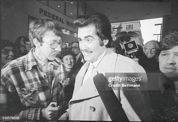 New Have, Conn.: Entertainer Wayne Newton leaves the Federal Building in New Haven, Conn., after testifying before a federal strike force grand jury...