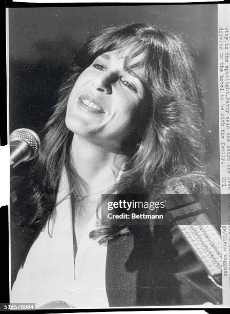 Hollywood, California: Patti Davis, daughter of President-elect Ronald Reagan, sings one of the songs she wrote as she appears on The Toni Tennille...
