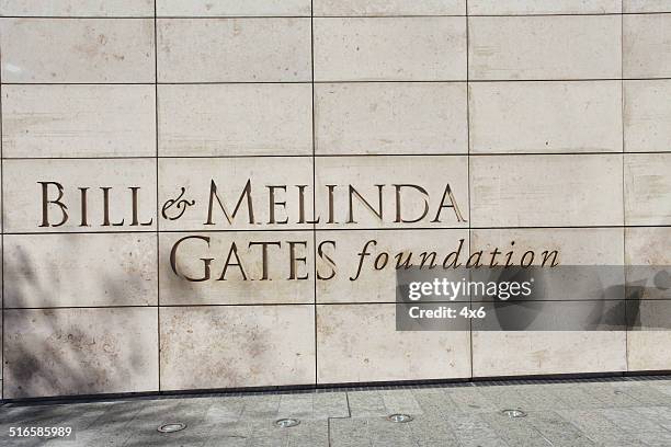 bill & melinda gates foundation - bill melinda gates stock pictures, royalty-free photos & images