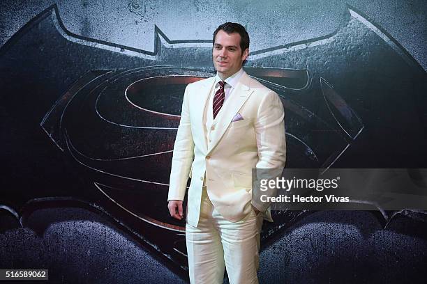 Henry Cavill during the Batman v Superman Premiere at Auditorio Nacional on March 19, 2016 in Mexico City, Mexico.