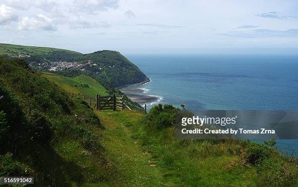 on a footpath from countisbury to lynmouth - exmoor national park stock pictures, royalty-free photos & images