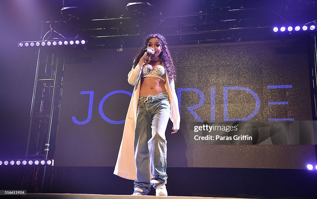 Tinashe performs at Tinashe performs at