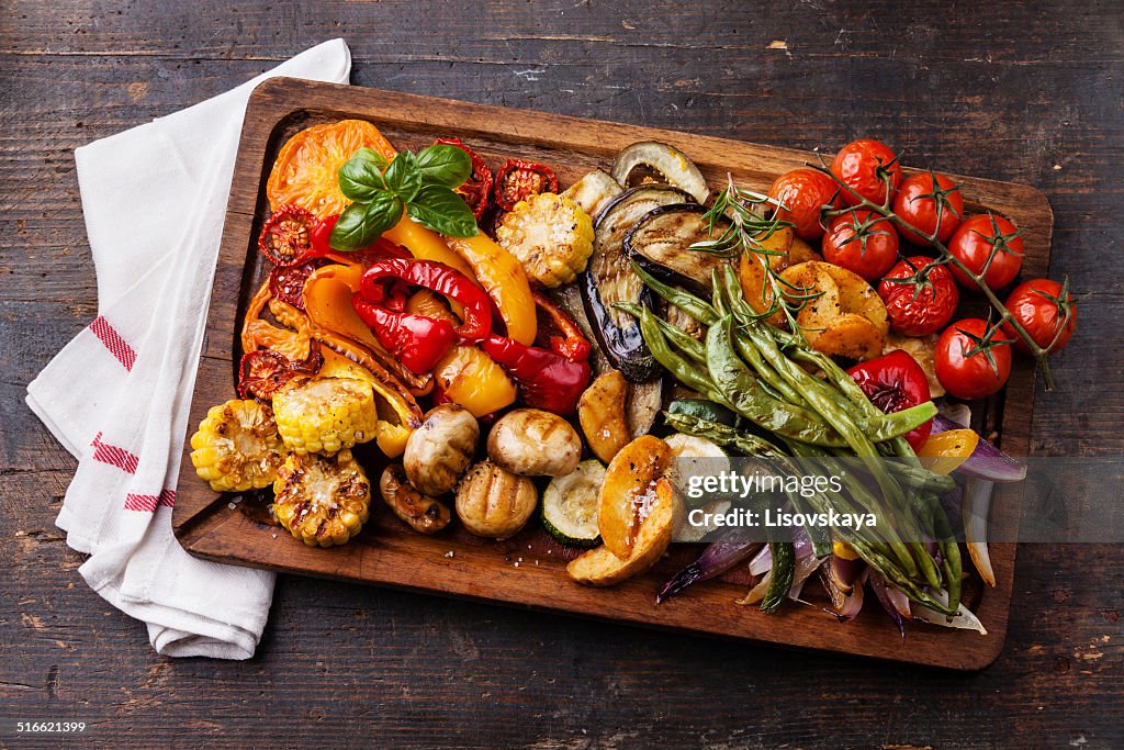 Grilled vegetables on cutting board