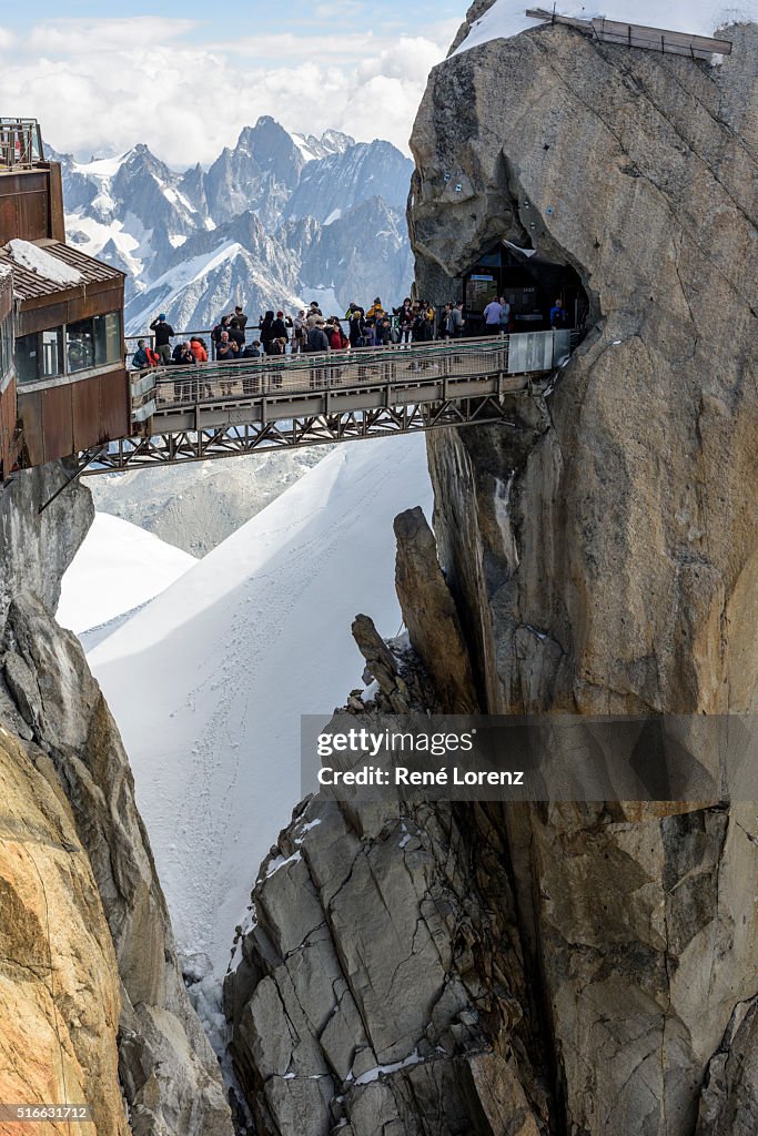 Aguja del mediodía, puente, Mont Blanc Macizo de