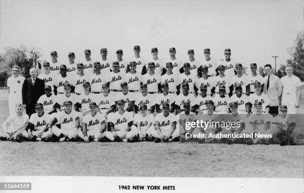 Team portrait of the 1962 New York Mets baseball team, 1962. Back row from left, American baseball players Don Zimmer, Hobie Landrith, Richie Ashburn...