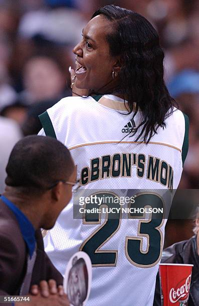 Basketball phenomenon LeBron James' mother Gloria shows her support during her son's high school St. Vincent-St. Mary's game against Mater Dei, in...