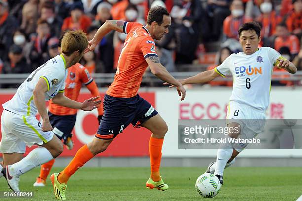 Dragan Mrdja of Omiya Ardija in action during the J.League match between Omiya Ardija and Sanfrecce Hiroshima at the Nack 5 Stadium Omiya on March...