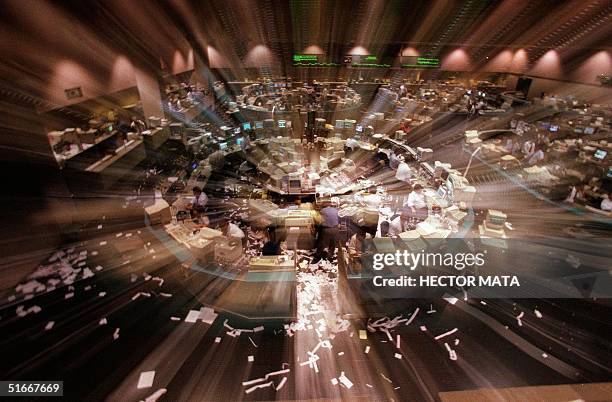 General view of the Pacific Stock Exchange trade room in Los Angeles 05 August 1998 after a busy day following the previous day's 300-point drop of...