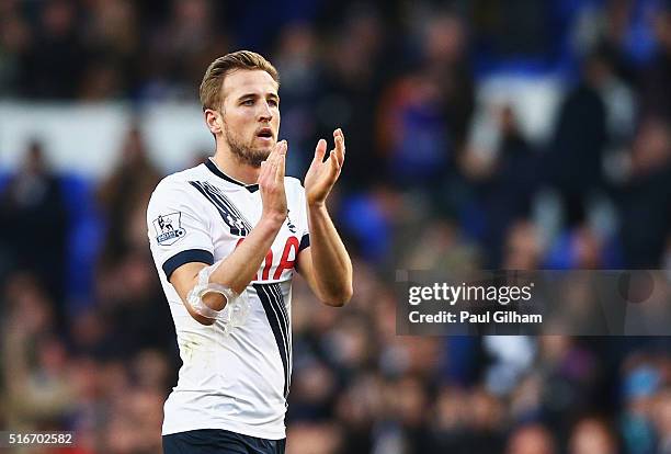 Harry Kane of Tottenham Hotspur applauds the crowd after the Barclays Premier League match between Tottenham Hotspur and A.F.C. Bournemouth at White...