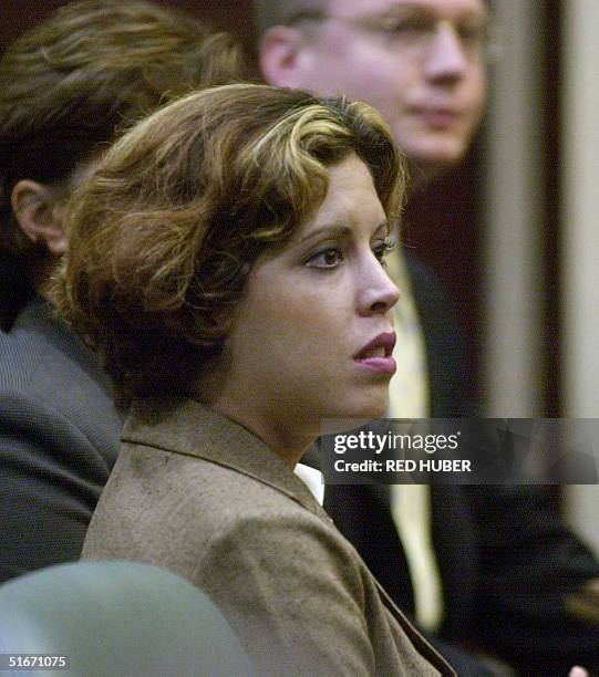 Noelle Bush daughter of Florida Governor Jeb Bush, looks around the courtroom before a hearing at the Orange County Courthouse 17 October, 2002 in...