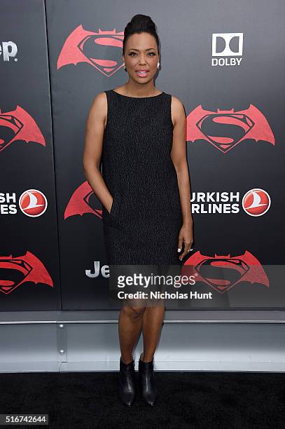 Aisha Tyler attends the "Batman V Superman: Dawn Of Justice" New York Premiere at Radio City Music Hall on March 20, 2016 in New York City.
