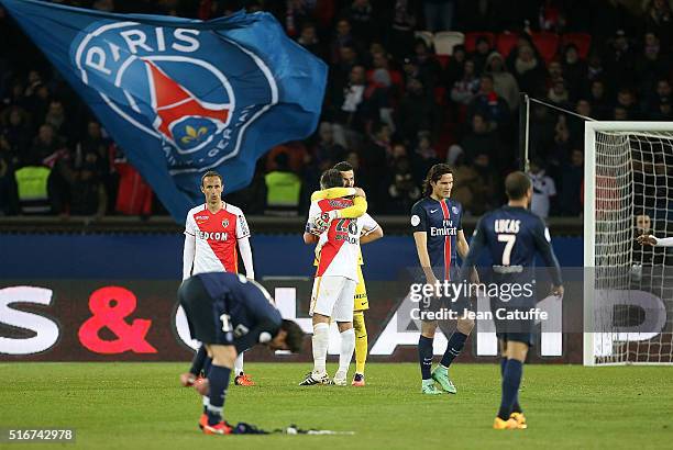 Ricardo Carvalho, Jeremy Toulalan and Goalkeeper of Monaco Danijel Subasic celebrate the victory after the French Ligue 1 match between Paris...