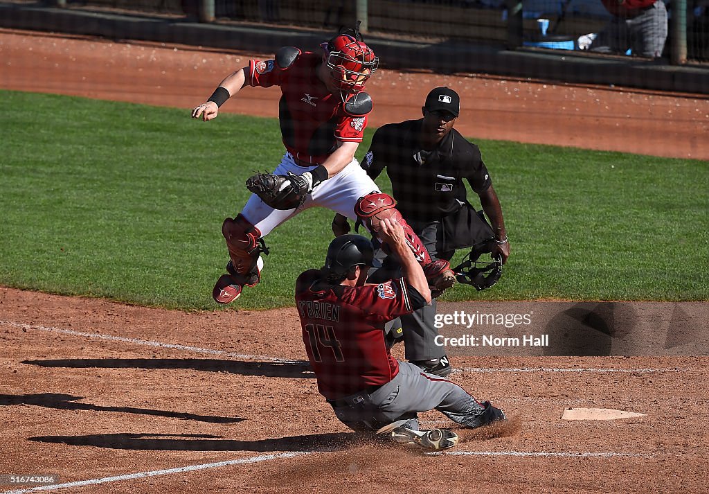 Arizona Diamondbacks v Cincinnati Reds