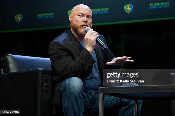 Rick White addresses the crowd during the closing ceremonies of the Silicon Valley Comic Con on March 20, 2016 in San Jose, California.