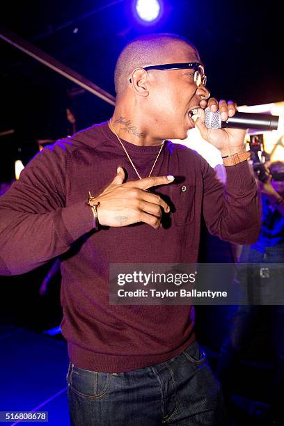 Bracket Challenge Party: Closeup of celebrity rapper Ja Rule performing on stage during event at Slate. New York, NY 3/14/2016 CREDIT: Taylor...