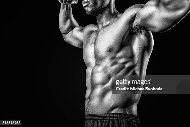 muscular african american man in black and white - black male bodybuilders 個照片及圖片檔