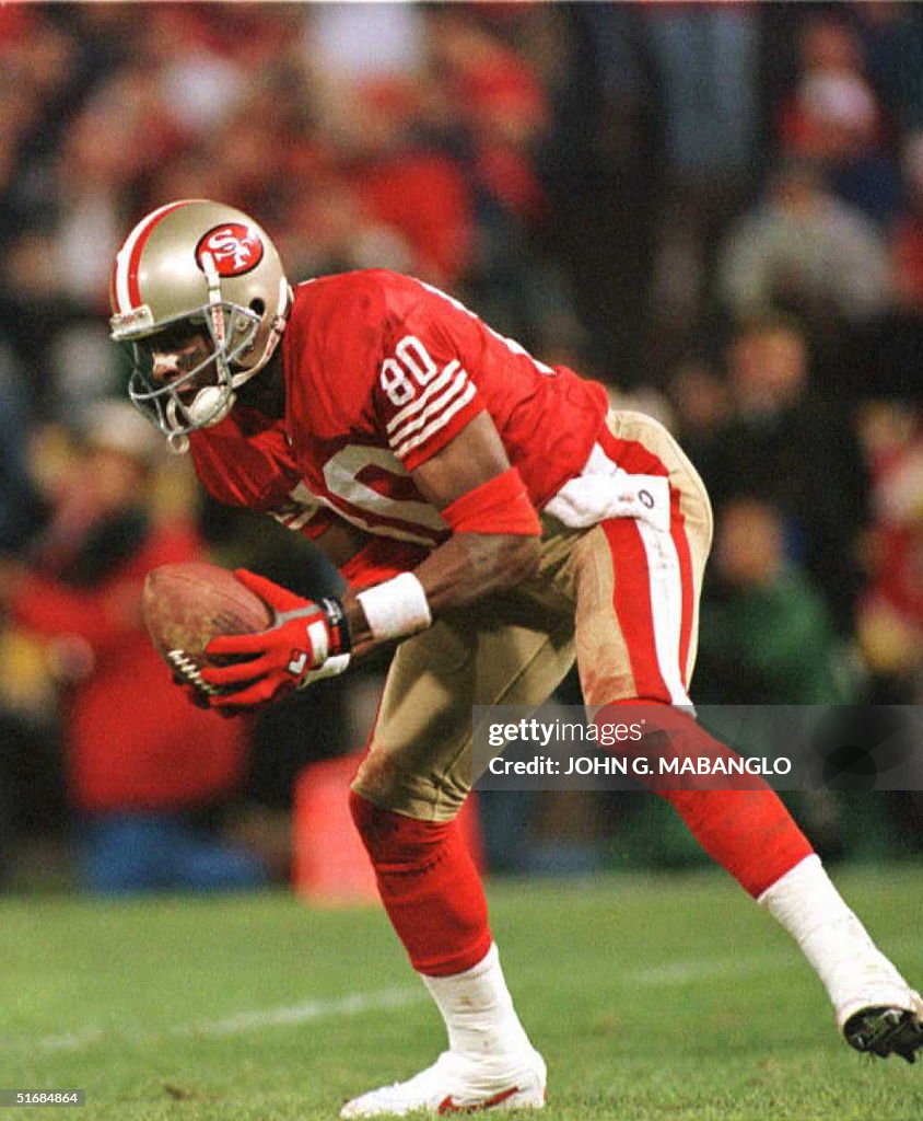 Jerry Rice Making The Catch San Francisco 49'ers wide receiver Jerry Rice hauls in a catch from ...
