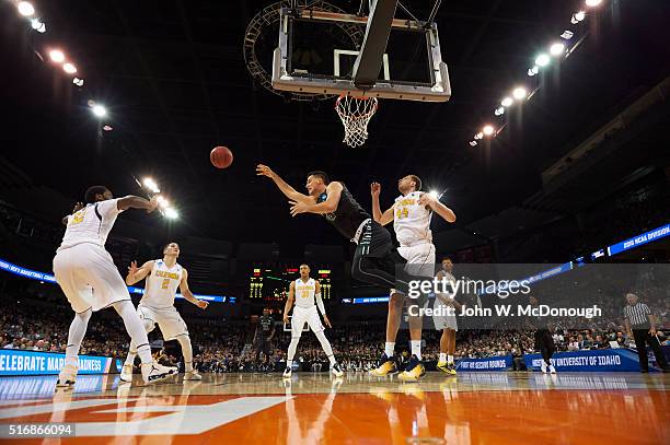 Kameron Rooks Dad 33 Hawaii Stefan Jovanovic Stock Photos, High-Res Pictures, and Images ...