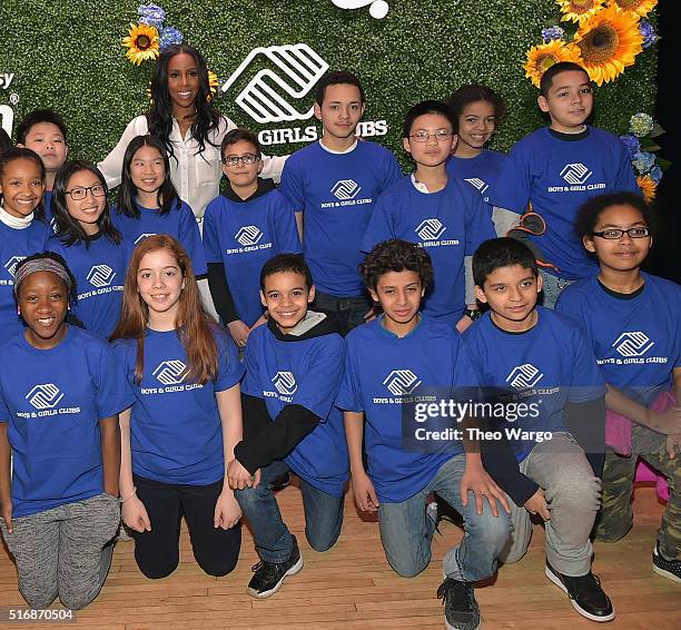 Grammy Award-Winning superstar and allergy sufferer Kelly Rowland poses with members of Boys & Girls Club of America, BGCA, to kickoff program to...