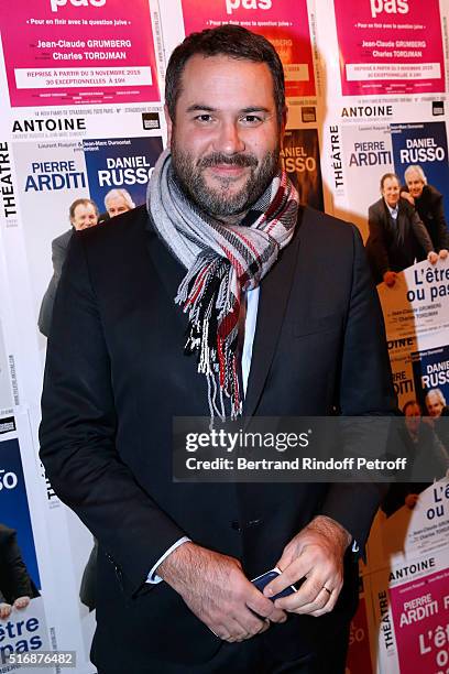Journalist Bruce Toussaint attends the "L'Etre ou pas" : Theater play at Theatre Antoine on March 21, 2016 in Paris, France.