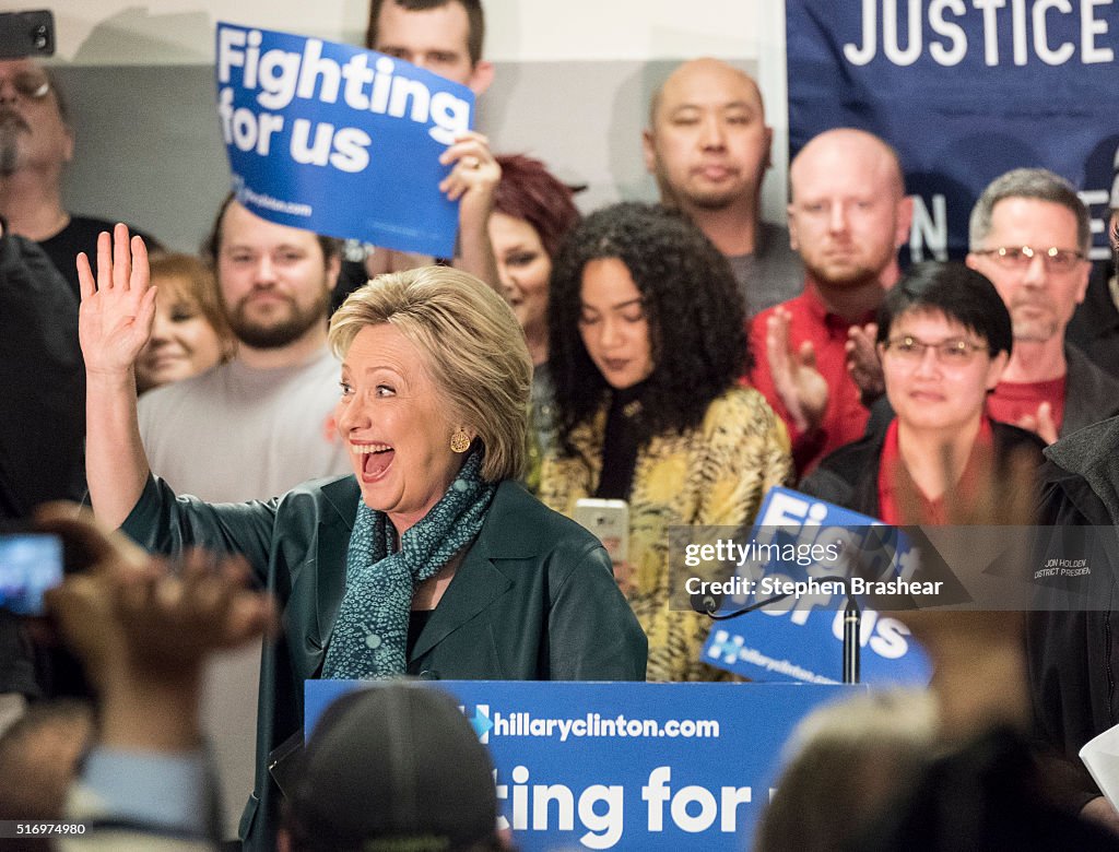 Hillary Clinton Campaigns In Washington State
