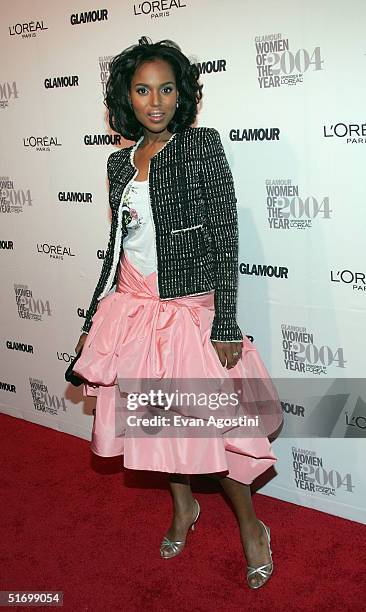 Actress Kerry Washington arrives at the 15th Annual Glamour "Women of the Year" Awards at the American Museum of Natural History November 8, 2004 in...