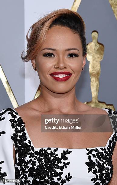 Singer/songwriter Elle Varner attends the 88th Annual Academy Awards at Hollywood & Highland Center on February 28, 2016 in Hollywood, California.