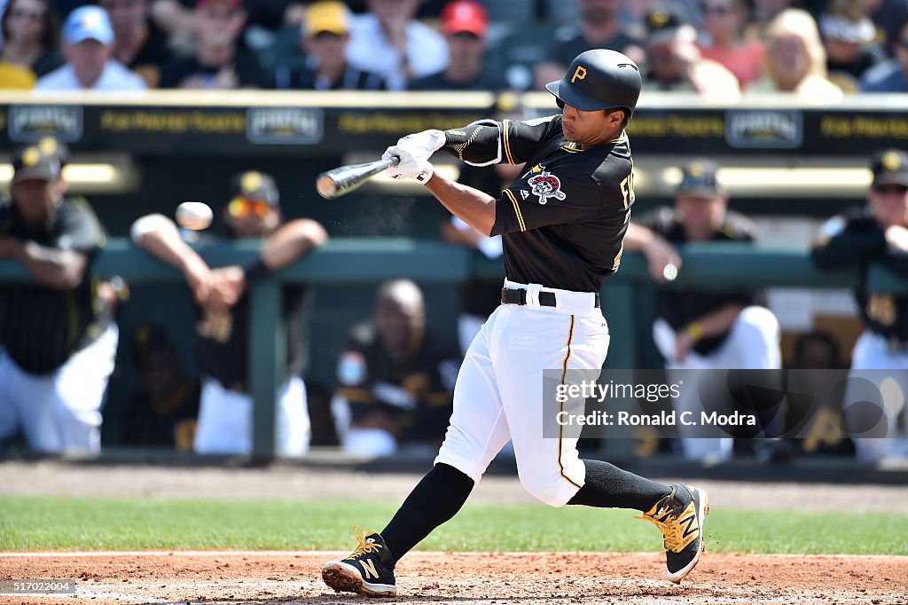 Tampa Bay Rays v Pittsburgh Pirates