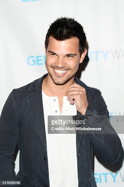 Actor Taylor Lautner attends the Generosity Water Launch at Montage Beverly Hills on March 22, 2016 in Beverly Hills, California.