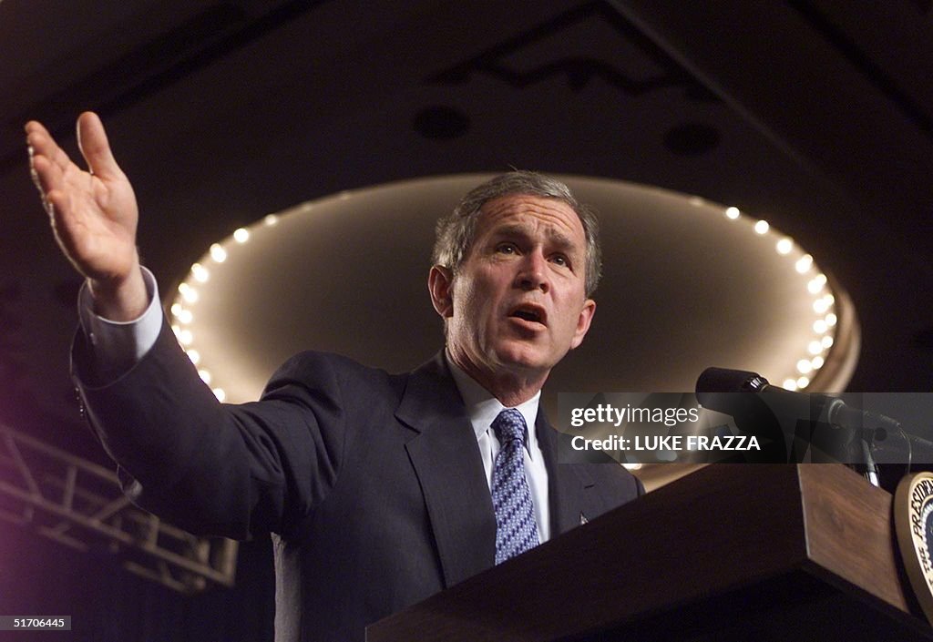 US President George W. Bush speaks to a crowd 31 J