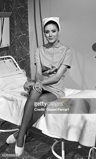 The model Paquita Torres, Miss Europe 1967, during the filming of the movie "Los que tocan el piano" Madrid, Spain. .
