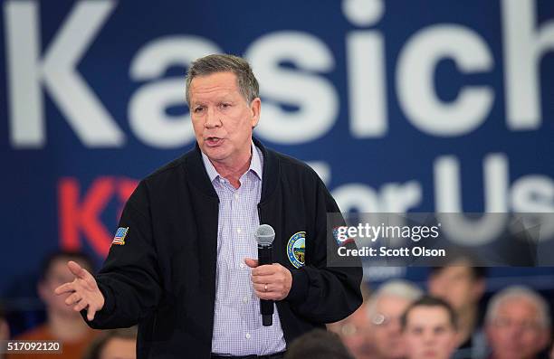 Republican presidential candidate Ohio Gov. John Kasich speaks at a campaign rally at the Crowne Plaza Milwaukee West hotel on March 23, 2016 in...