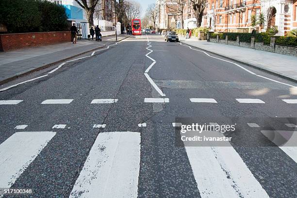 abbey road zebra crossing london uk - abbey road crossing stock pictures, royalty-free photos & images