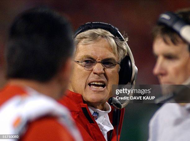 Kansas City Chiefs' head coach Dick Vermeil reacts after the Indianapolis Colts made an interception late in the game to seal the victory 25 October...