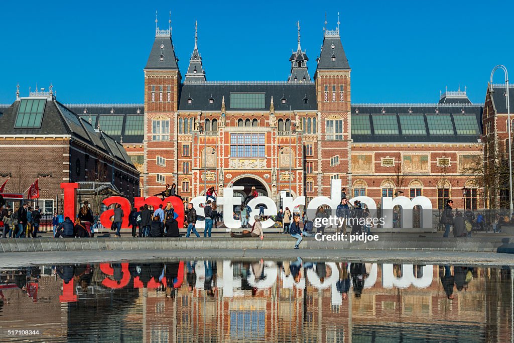 I amsterdam Panneau à Museumplein, Rijksmuseum dans le dos