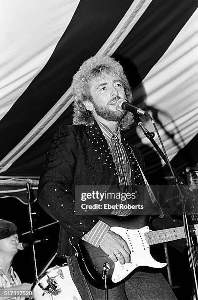 Keith Whitley performing at an RCA Records Convention at the Arrowood Hotel in Purchase, New York on August 4, 1988.