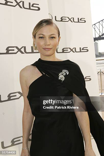 Actress Sarah Wynter attends the 6th annual "Lexus If Awards" at Luna Park November 10, 2004 in Sydney, Australia.