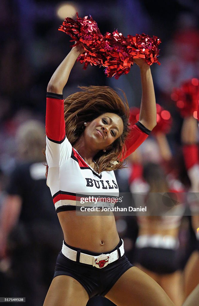 New York Knicks v Chicago Bulls