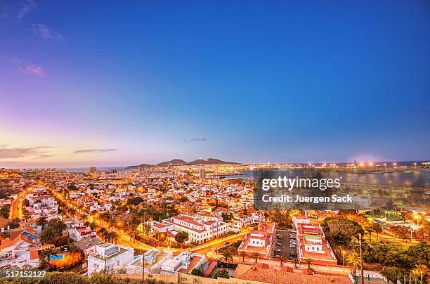 harbour and cityscape of las palmas de gran canaria - las palmas de gran canaria 個照片及圖片檔