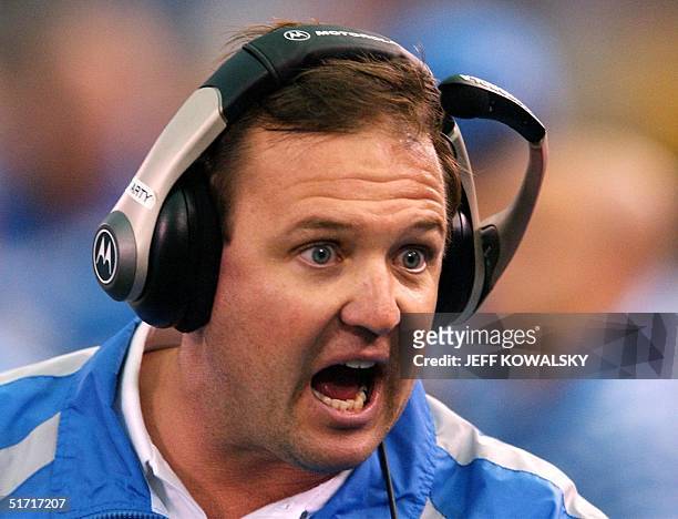 Detroit Lions' head coach Marty Mornhinwig tries to motivate his team during their 31-27 loss to the Cincinnati Bengals at the Silverdome in Pontiac,...