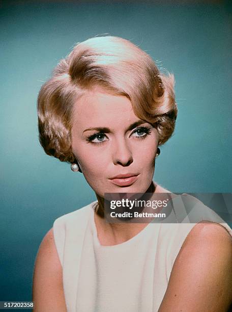 Publicity handout of American actress Jean Seberg against a plain backdrop.