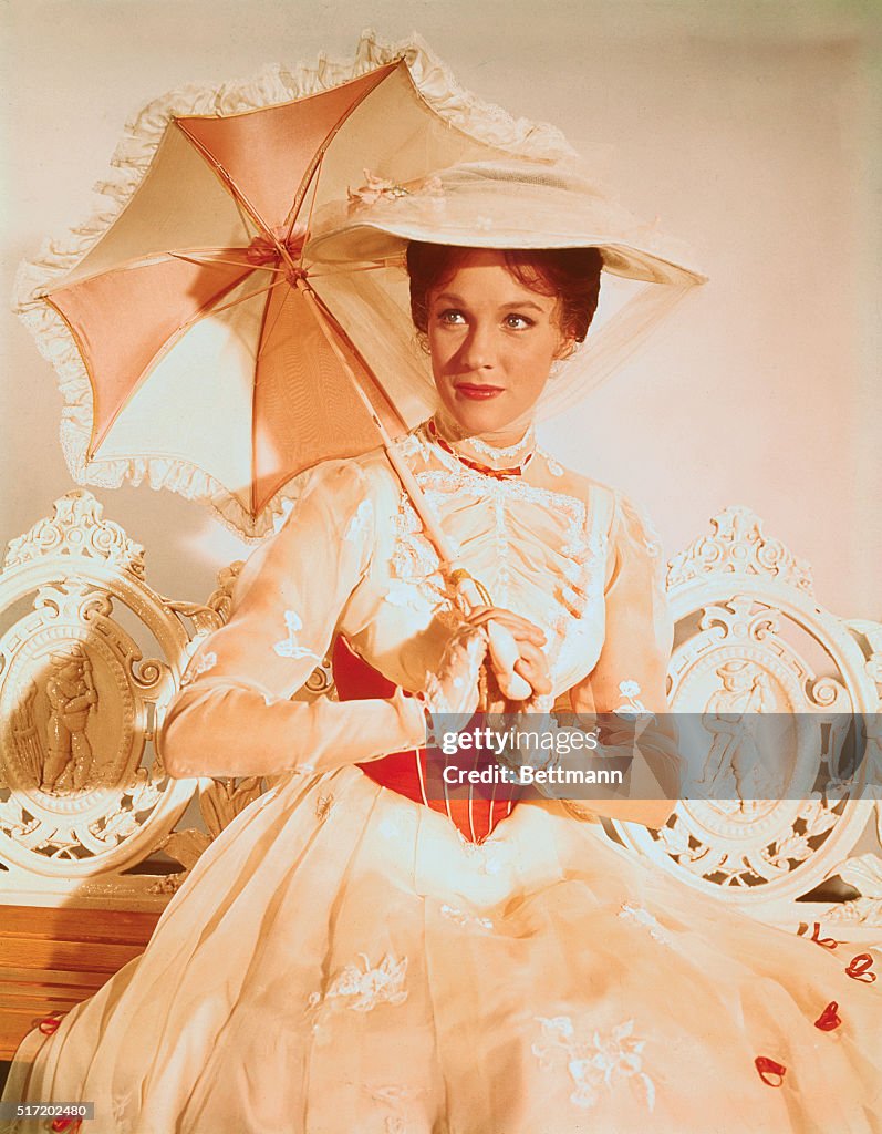 Julie Andrews Starring in Mary Poppins