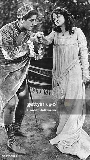 Edward Sutherland and Estelle Allen in a scene from Romeo and Juliet.