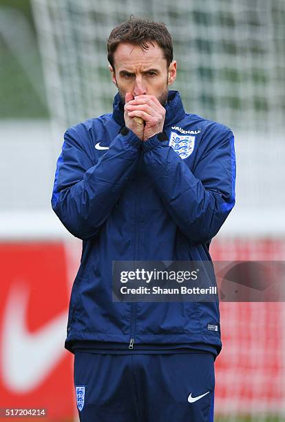 Gareth Southgate manager of England U21 looks on during an England U21 training session ahead of their UEFA U21 European Championship qualifier...