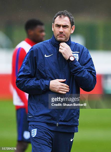 Oach Paul Clement looks on during an England U21 training session ahead of their UEFA U21 European Championship qualifier against Switzerland at St...