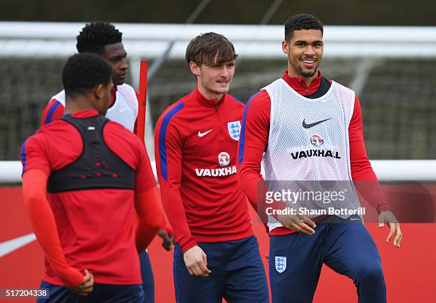 Ruben Loftus-Cheek warms up alongside team mates during an England U21 training session ahead of their UEFA U21 European Championship qualifier...