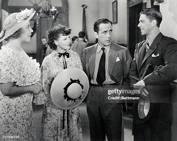 Louis Fazenda, Penny Singleton, Humphrey Bogart and Ronald Reagan in Swing Your Lady. Warner Brothers.